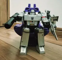 トランスフォーマー　Dramatic Capture メガトロン スローン