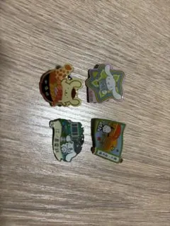 サンリオ　ご当地ピンバッジ　北海道、京都、鎌倉