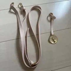フルラ　ロゴチャーム　ショルダーストラップ