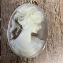 カメオ風デザイン ネックレス オーバル型