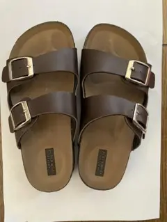 キッズサンダル　18センチ　茶　ブラウン