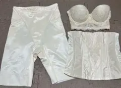 Four Sis & Co. ブライダルインナー セット