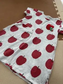 graniph グラニフ　はらぺこあおむし　ワンピース　りんご　110㎝