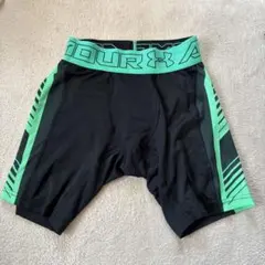 Under Armour インナータイツ ショーツ　SM