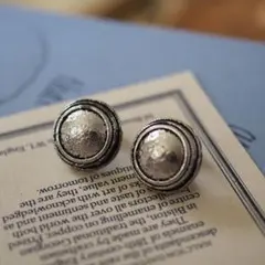 Item thumbnail for item 1b85a2fb-8367-4b75-83fd-752b21d6d89e