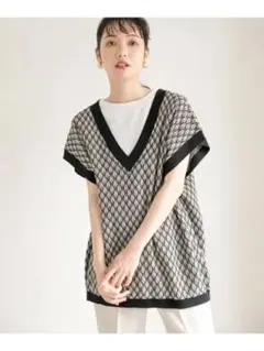 ラ*ラ様 【LOWRYS FARM】ローリーズファーム　Vネック編み柄ニット 半