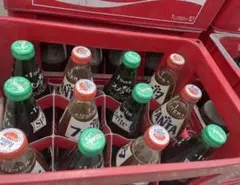コカコーラ　ケースと空瓶　8本　昭和レトロ コカコーラ ケースと空瓶 8本 昭和レトロ - メルカリ