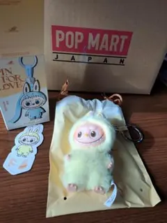 POPMART イニシャル アルファベット Fぬいぐるみ ペンダント