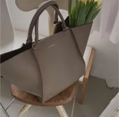 Item thumbnail for item 67937083-0f8a-489b-ba6a-9e8b163e7876