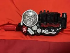 ま*も様 仮面ライダービルド　ビルドドライバー　動作品　ベルト帯欠品！