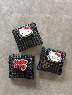 ハローキティチャーム付　 コインケース　1個　小物入れ　GPSケース