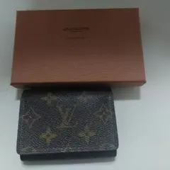 LOUIS VUITTON　カードケース　名刺入れのサムネイル