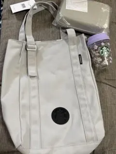 スターバックス福袋2026 トートバッグ、マルチハードケース、耐熱グラス　3点