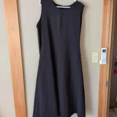 ユニクロ　ウルトラストレッチワンピース