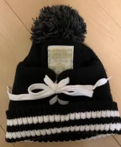 JAM aidesu 運動靴デザイン　ボンボンニット帽　おとぼけクマテンチョー