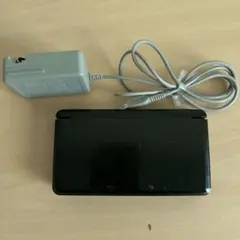 【美品】ニンテンドー3DS LL ブラック 本体　充電器付き