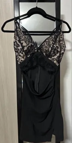 レース装飾スリップドレス ブラック/ベージュ