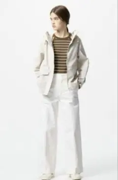 UNIQLOワイドトラウザージーンズ　M ホワイト