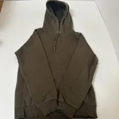 GU ジーユー　オリーブグリーン フード付きパーカー　裏起毛