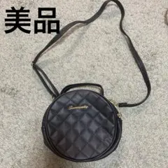 美品　レディース　キルティング ショルダーバッグ 黒