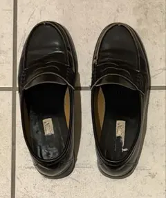黒　ローファー　ハルタ