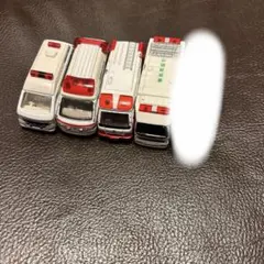 ひな様専用 救急車両、救急車、トミカセット