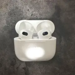 Air pods3 刻印入り　【純正品】　箱付き