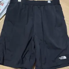 THE NORTH FACE ショートパンツ ブラックのサムネイル