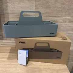 Item thumbnail for item 8aed095e-8302-4483-9a3c-7fa58bdda92e