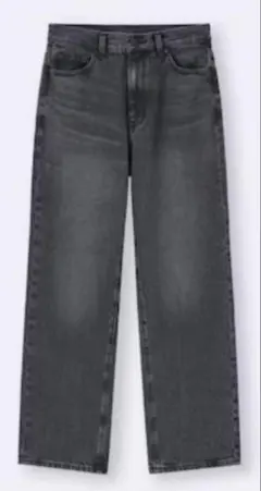 GU ハイライズ　ダークグレー ストレートジーンズ　　　　股下69cm