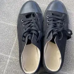 キャンパススニーカー　黒　24センチ