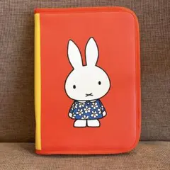 新品　Miffy マルチケース　母子手帳ケース