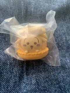 ちいかわ　きゃらまかろん　うさぎ　ガチャ