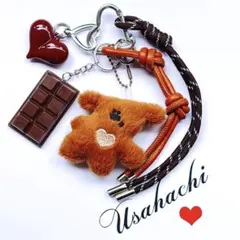 じゃらじゃらキーホルダー　バッグチャーム　キーチャーム　パラコード　クマ　45A