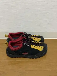 KEEN クライミングシューズ 黒/赤/黄のサムネイル