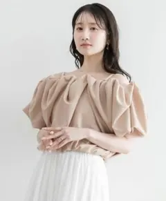 RANDA シャーリングオフショルダートップス アイボリー - メルカリ
