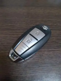 スズキ純正スマートキー スイフト 3ボタン 007YUUL0356 [Y869] - メルカリ