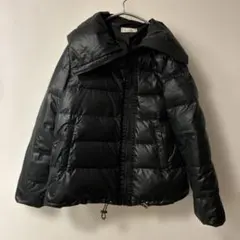 美品！un dix cors ダウンジャケット　アシンメトリー　ブラック
