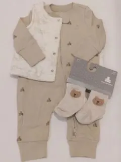 【新品】baby GAP ブラナンベア柄 ロンパース 0-3month くま柄