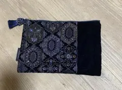 ハンドメイドファスナーポーチ　インド刺繍　ブラック