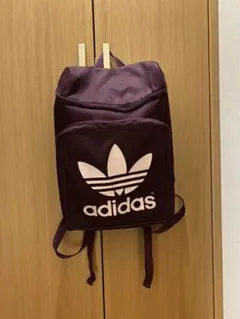 adidas アディダスリュック　レッドパープル