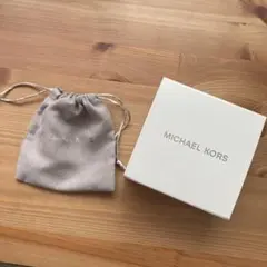 MICHAELKORS の箱と袋