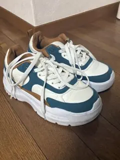 GU ボリュームソールスニーカー Mサイズ　美品✨送料無料