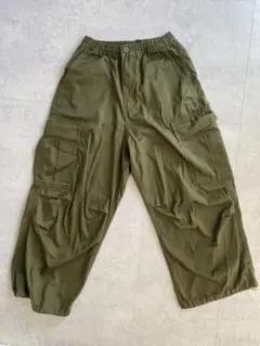 GU オリーブ カーゴパンツ