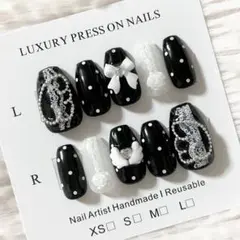 現品୨୧人気デザイン୨୧韓国ネイルチップ　ブラック黒　薔薇レース羽　バレリーナ