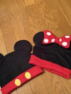 ミッキー・ミニー 耳付きニット帽 2点セット