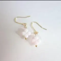 【400円セール】天然石 クイーンコンクシェルのピアス