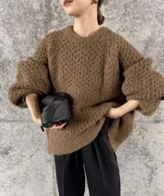 SELECTMOCAbyson のオーバーサイズハニカムニット（ブラウン）