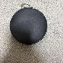 黒い円形コインケース・ジッパー式