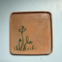 正方形皿　行燈皿